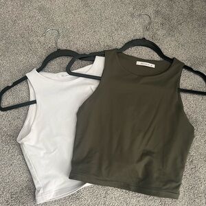 Set of 2 Reoria Women's Olive and White Sleeveless Athletic Tanks